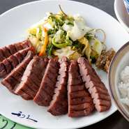 なかなか牛たんを食べる機会はないと思います・・・観光・出張で仙台にいらっしゃった方は、ギリギリまで牛たんを味わいください♪
