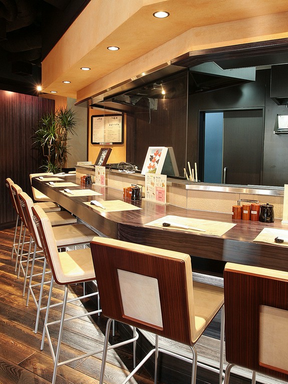 お一人様でも居心地の良いカウンター席