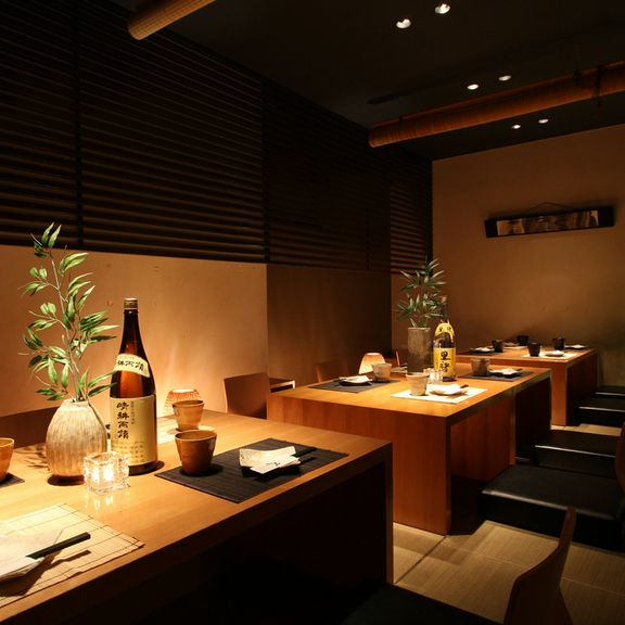 〜雰囲気抜群〜完全個室完備。中州の大人の隠れ家