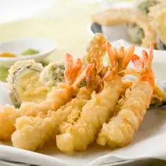今日は贅沢にえび定食なんてのもいいかも!!