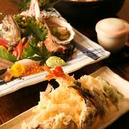 店主選りすぐりの贅沢グルメも楽しむことができます。