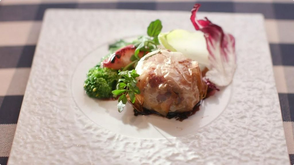 牛ほほ肉とりんごのパートフィロー包み焼き