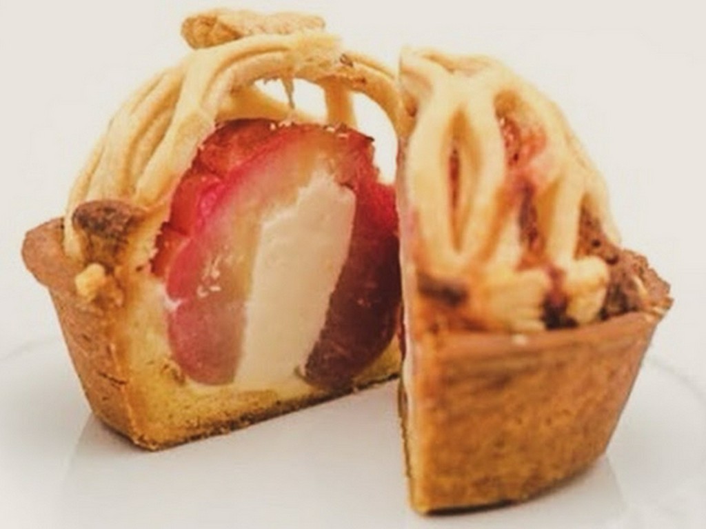 まるごとりんごチーズ風味パイ
