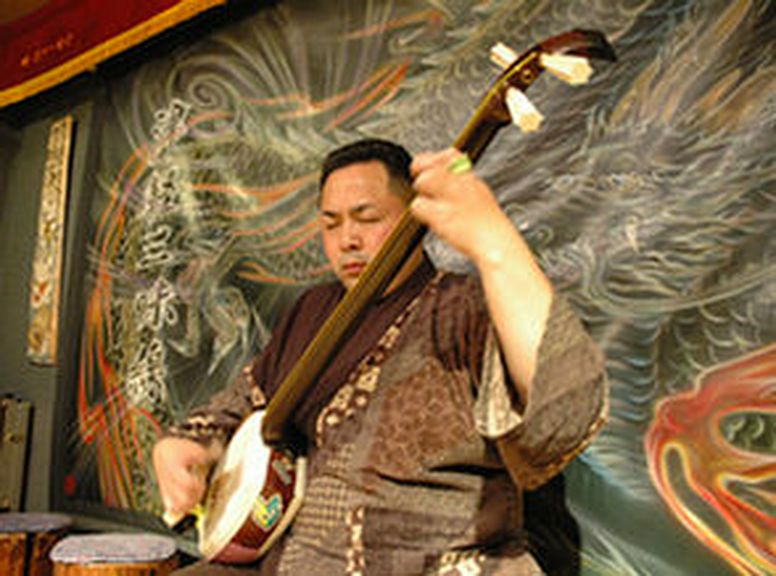 本物の津軽三味線演奏を楽しむ事ができる