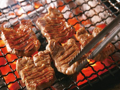 大人数のご家族連れでも安心してお食事いただけます。