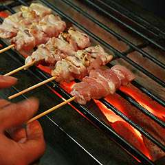 どうですか？　紀州備長炭で焼きあげる焼鳥！