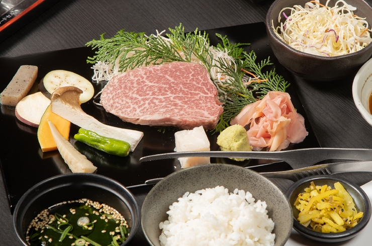 Japanese Black Beef Fillet Chateaubriand Lunch (Salad, Soup, Rice, Pickles)