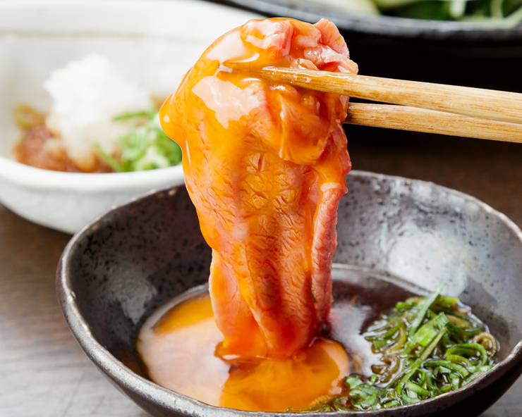 Món Sukiyaki bò Bò đen Nhật Bản