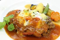 【ミニコース】前菜→スープ→チキン料理+ゴマパンorライス→デザート→ドリンク
※お祝い事にデザート+500円デコレーション変更可