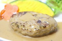 1~2才のお子様にぴったりのミニハンバーグです。※ごはんは付いておりません。