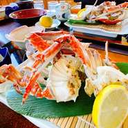かに姿煮のついたコース料理は、ご予算に応じて
4000円～5000円以上からご用意できます。
※季節によっては、かにの時価の変動によって、出来ない場合があります。