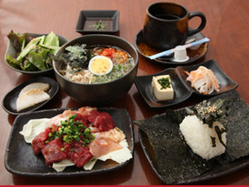 冷麺定食（別府名物）
