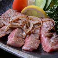 地元佐賀産のA5ランク使用！是非ご賞味ください！