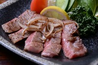 地元佐賀産のA5ランク使用！是非ご賞味ください！