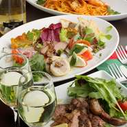 歓送迎会をまだどこのお店でやろうかお悩みの幹事さま！
是非当店をご利用下さい。人数、ご予算に応じてご用意させて頂きます。
まずはお気軽にお問合せ下さい。※歓送迎会プランの場合カードは不可となります。