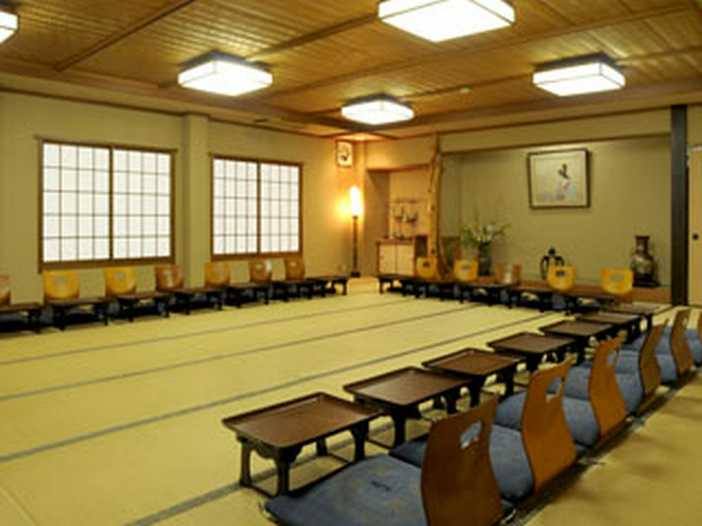 2階には50名様迄ご利用いただける大広間。