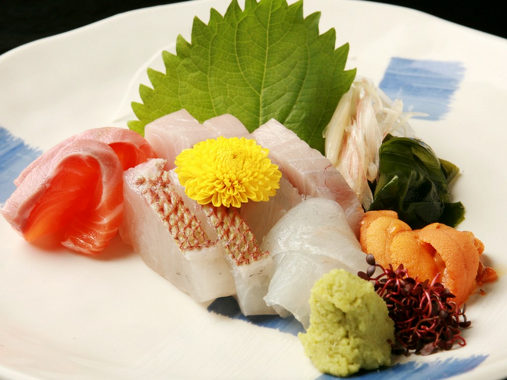 刺身盛り合わせ