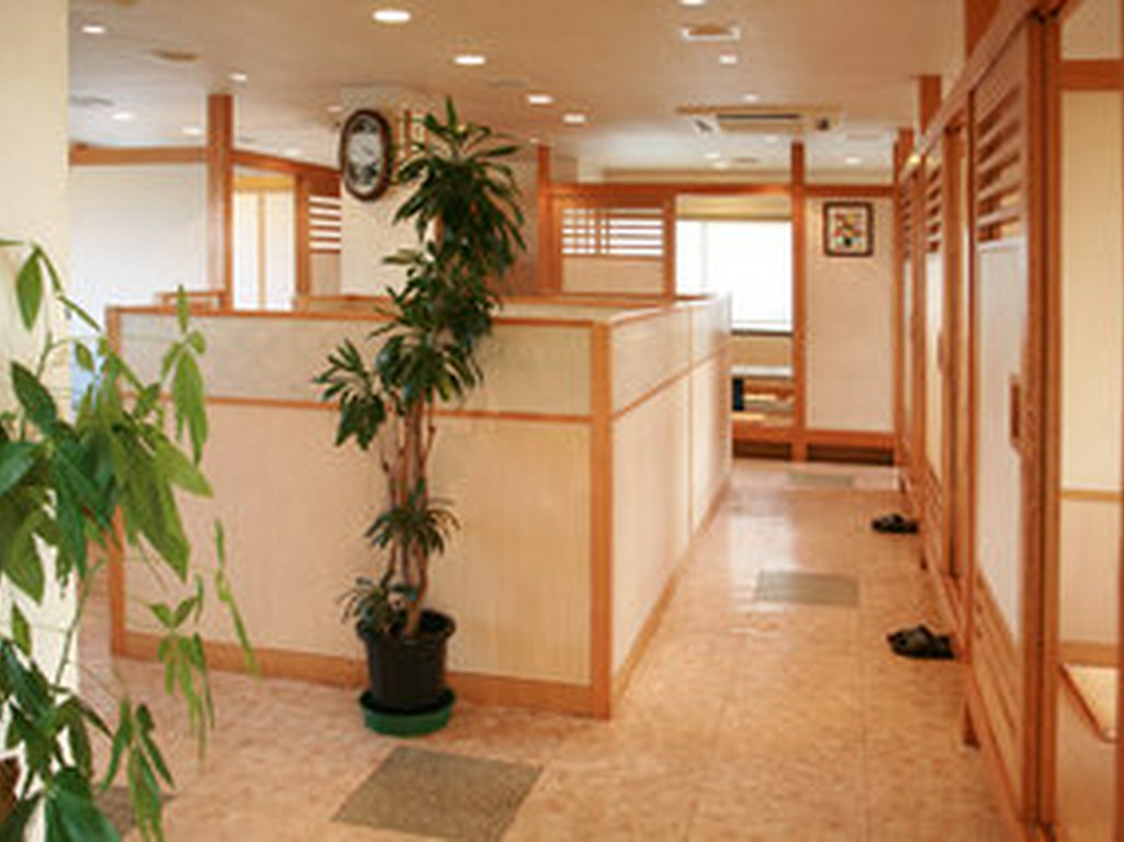 和風調の家庭的な居心地を重視　全席個室風なプライベート環境