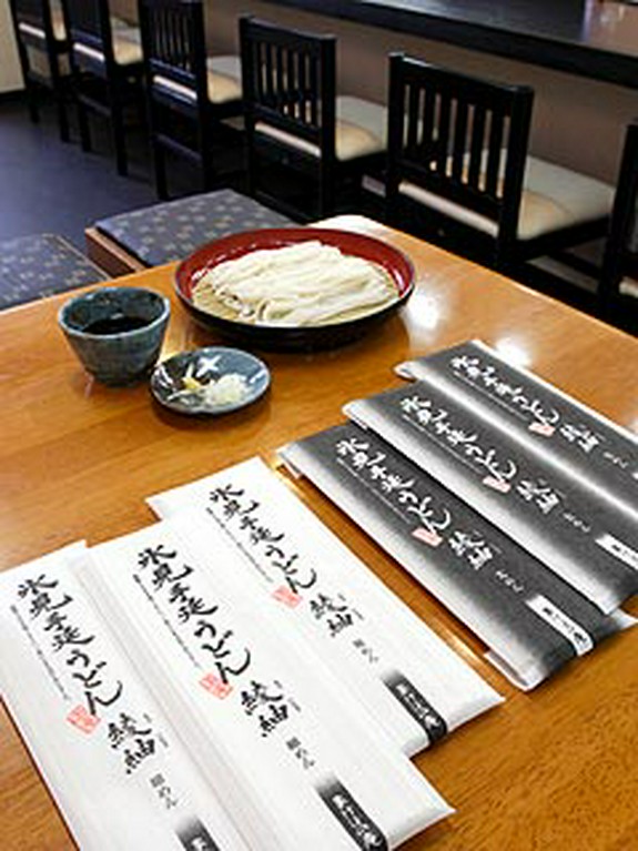 喉ごし、コシの強さ、口に広がる旨みをお楽しみ下さい。