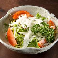 女性に人気のヘルシーサラダ［だんだんサラダ］