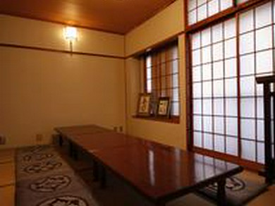 和の落ち着いた空間で、接待にもご利用可能です。