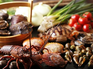 生きていますね！贅沢ですね土佐の海をそのままテーブルへ！