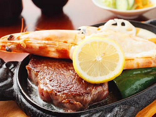 ヘレ定食車えび付