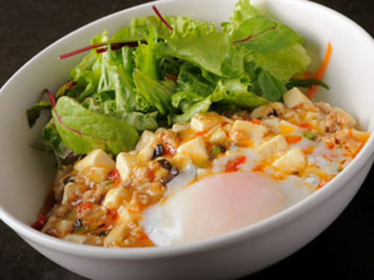 『マーボー丼』