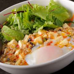 『マーボー丼』