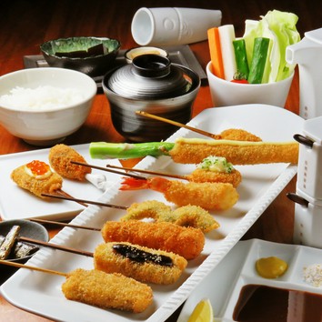 彷徨(ほうこう) 串十種（ランチ限定）