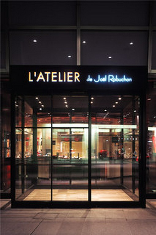 高級感あふれる外観