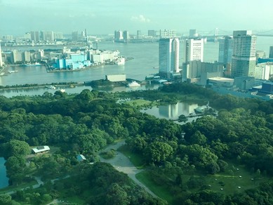 浜離宮庭園と東京ベイを一面に見渡す絶景