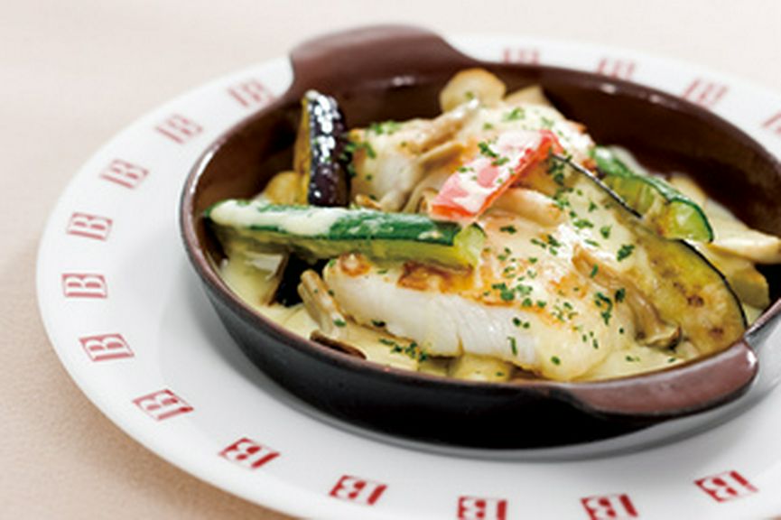 白身魚のグリル キノコチーズソース