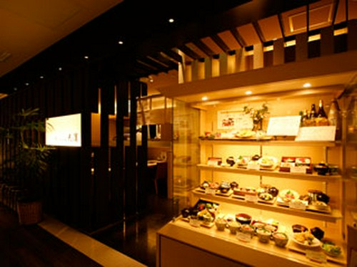 女性一人でも気軽に入りやすいお店です