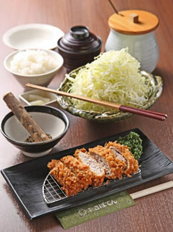 三元麦豚やわらか重ねかつ定食