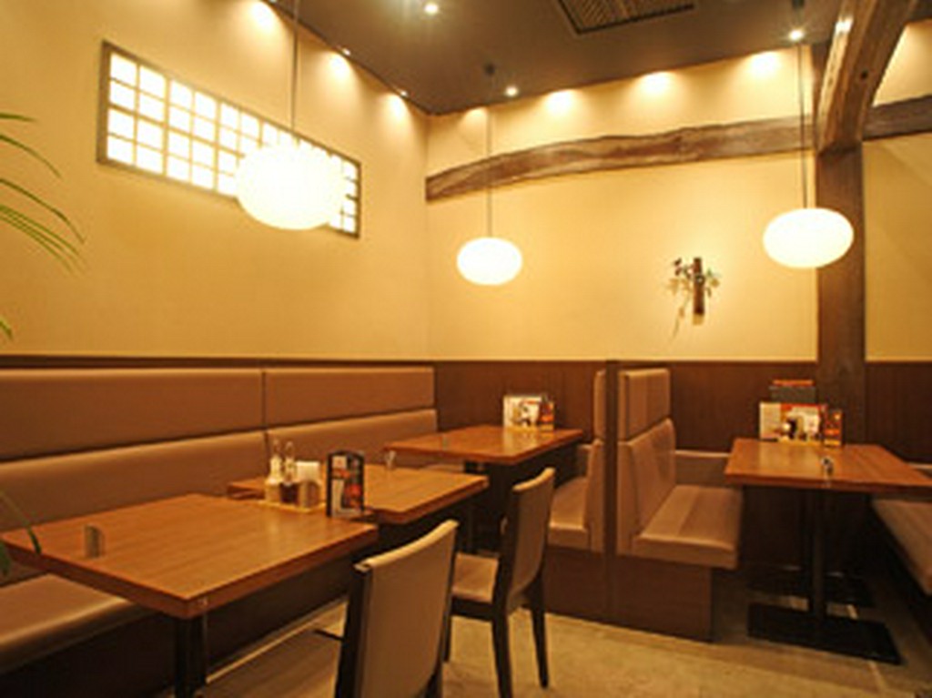 おくつろぎいただき、ごゆっくりお食事をお楽しみ下さい。