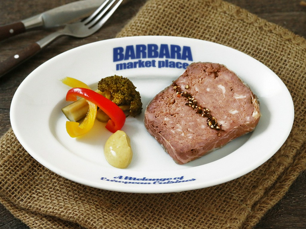 マーケット自慢のパテ・ド・カンパーニュ