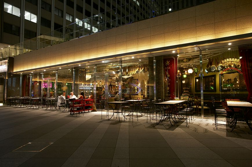 開放感たっぷりのテラス席