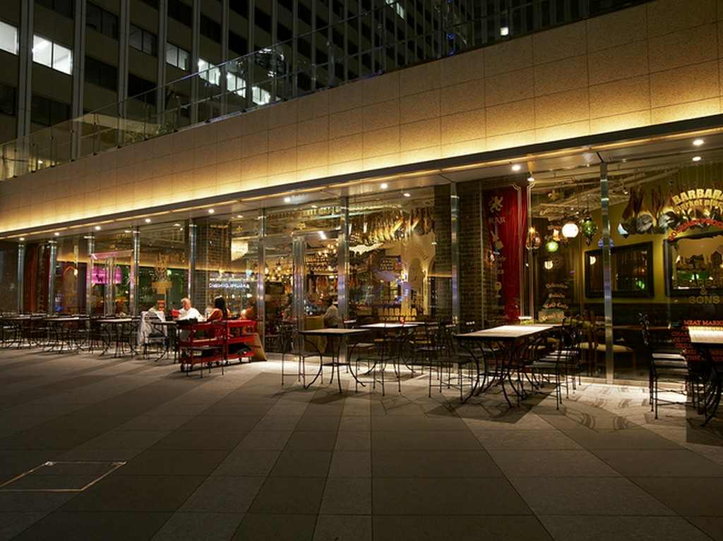 開放感たっぷりのテラス席