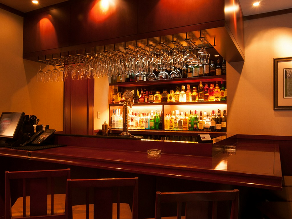 バーカウンターでもアメリカ気分を味わえます