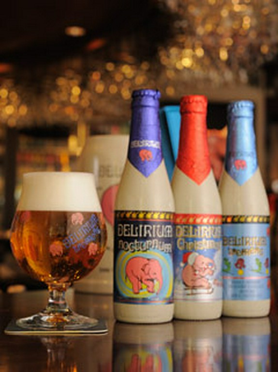 当店のシンボル、ピンクの象のビール『デリリウム・トレメンス』