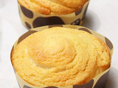 【大人気！　看板商品】　北海道牛乳パン