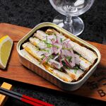 日本近海でとれた新鮮ないわしを使用。
塩とエキストラバージンオイルで仕上げた逸品。