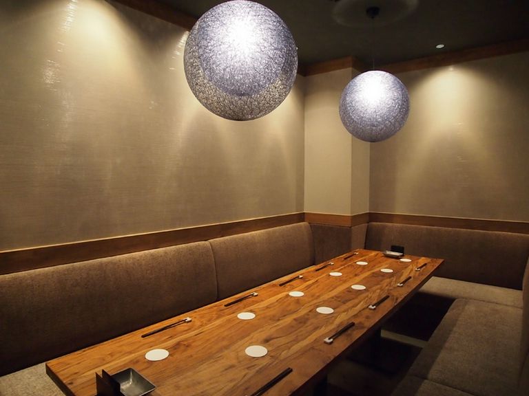 【大人の隠れ家】大人が集う癒し空間 B1階フロア