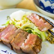 肉厚でも歯切れの良い食感と旨みをもつ牛たん焼！