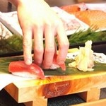 本格職人のにぎり寿司がなんと５９円（税抜）から楽しめるネタは鮮度にこだわりありシャリはひと肌で口の中でほぐれます。