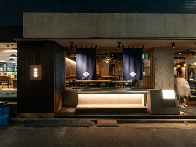 カップルで居酒屋デートにも