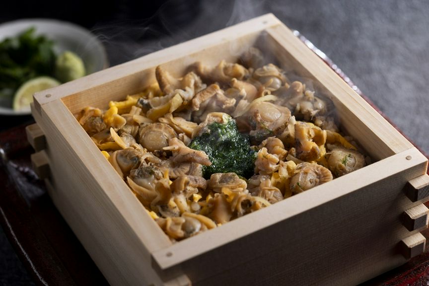 貝の蒸篭飯