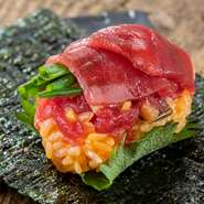 国産の生本まぐろ使用！
旨味が口の中で膨らむ贅沢なおつまみ手巻き