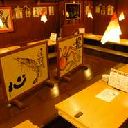 各種宴会にも最適な掘りごたつ席はゆったりのんびりできます。自慢の江戸前寿司を存分にご堪能ください。